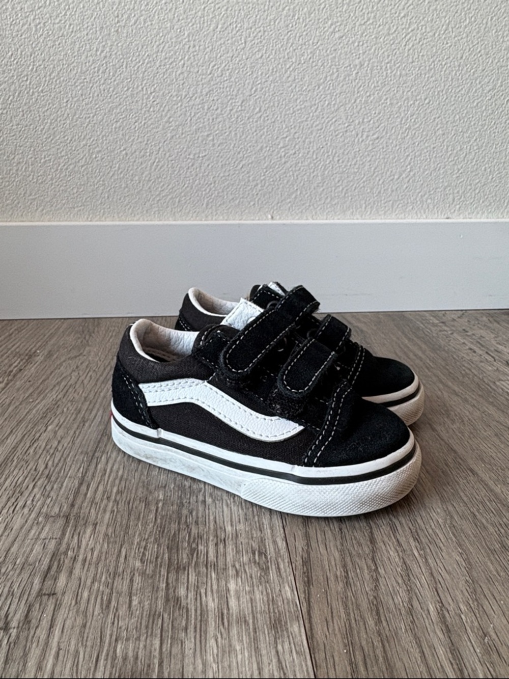 Vans Kids Black and White Velcro Old Skool Sneakers